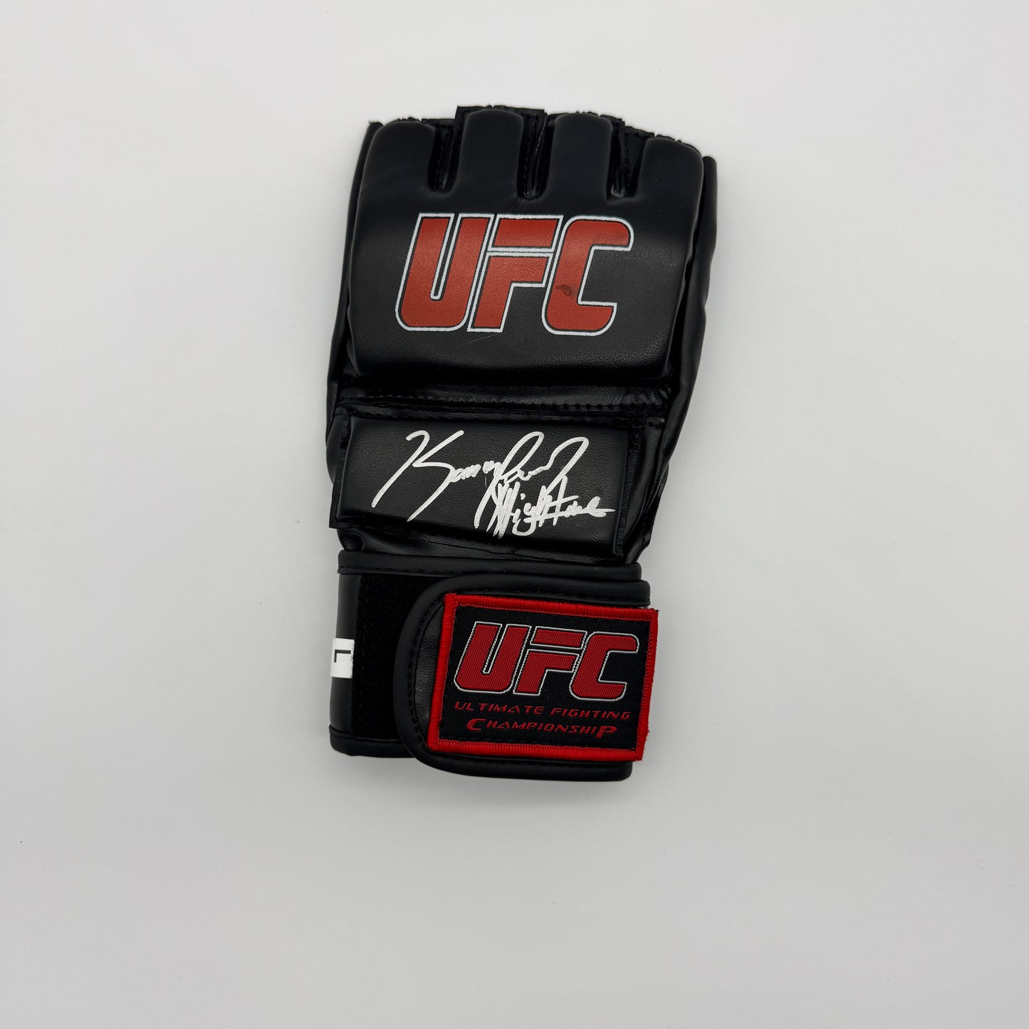 Glove - Kamaru Usman Signed UFC Glove