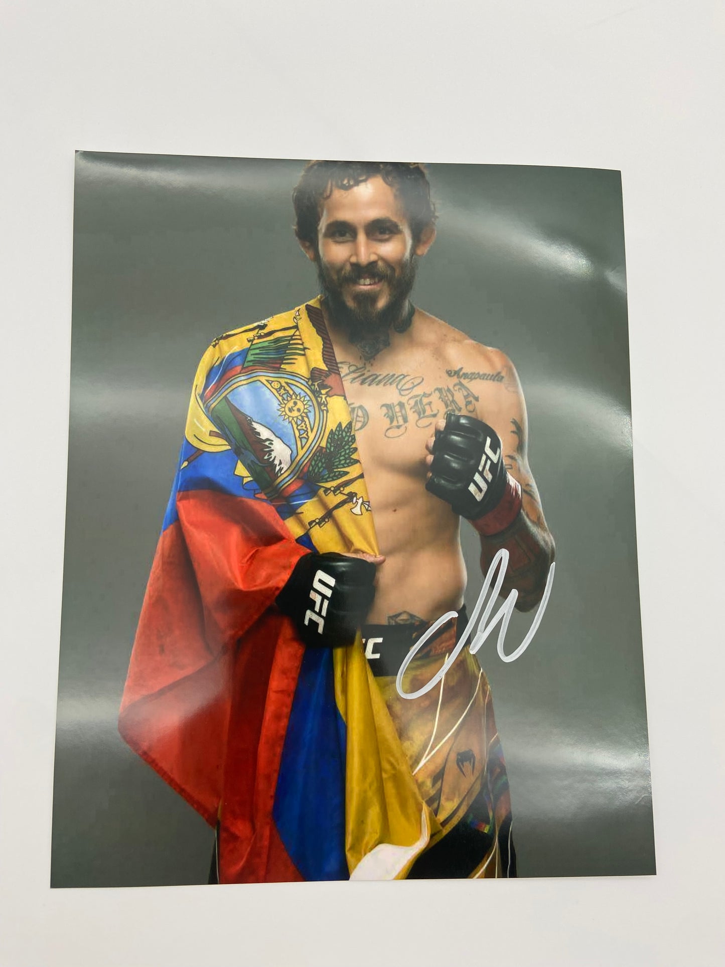 Photo-Chito Vera signed
