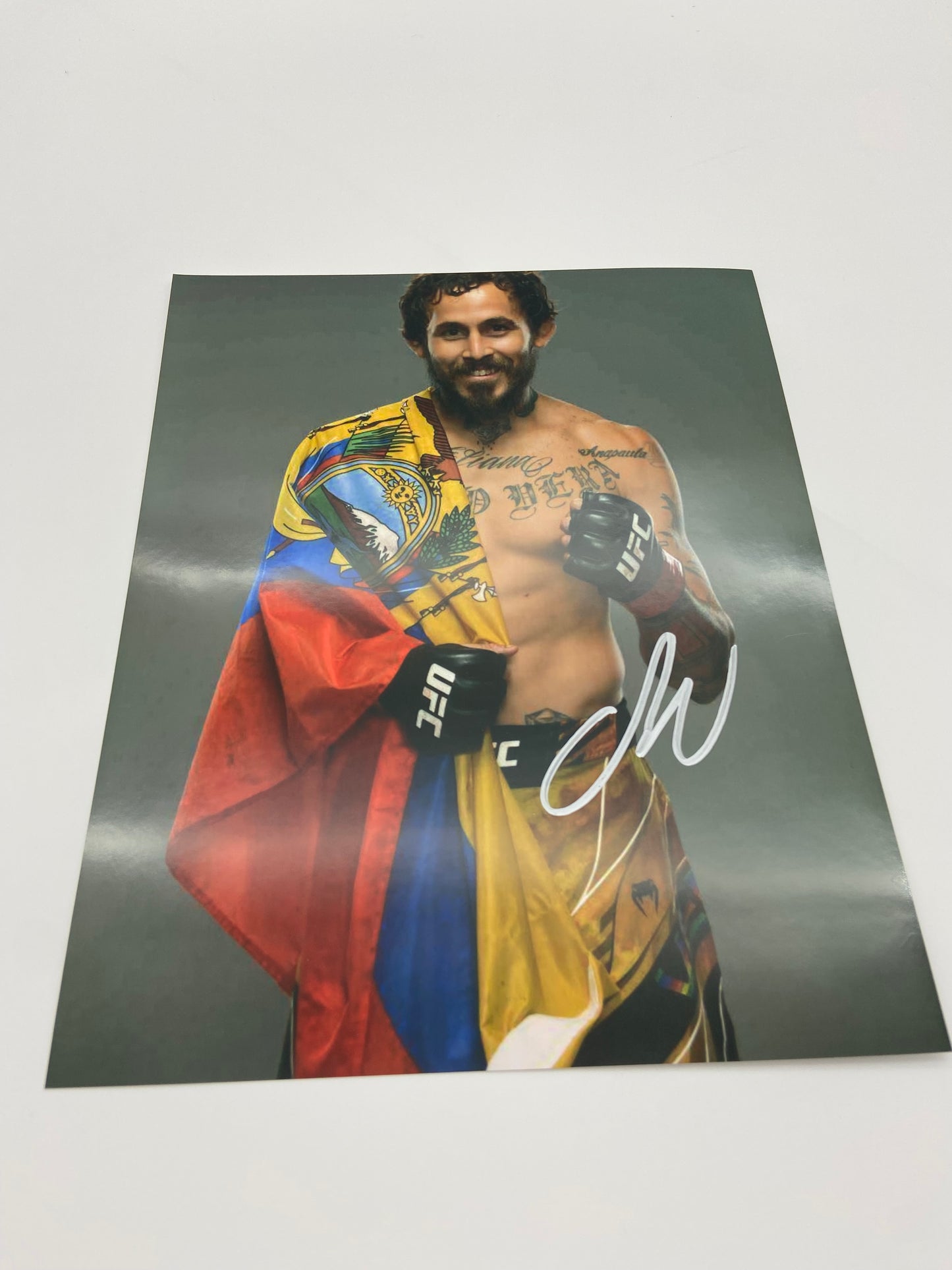Photo-Chito Vera signed